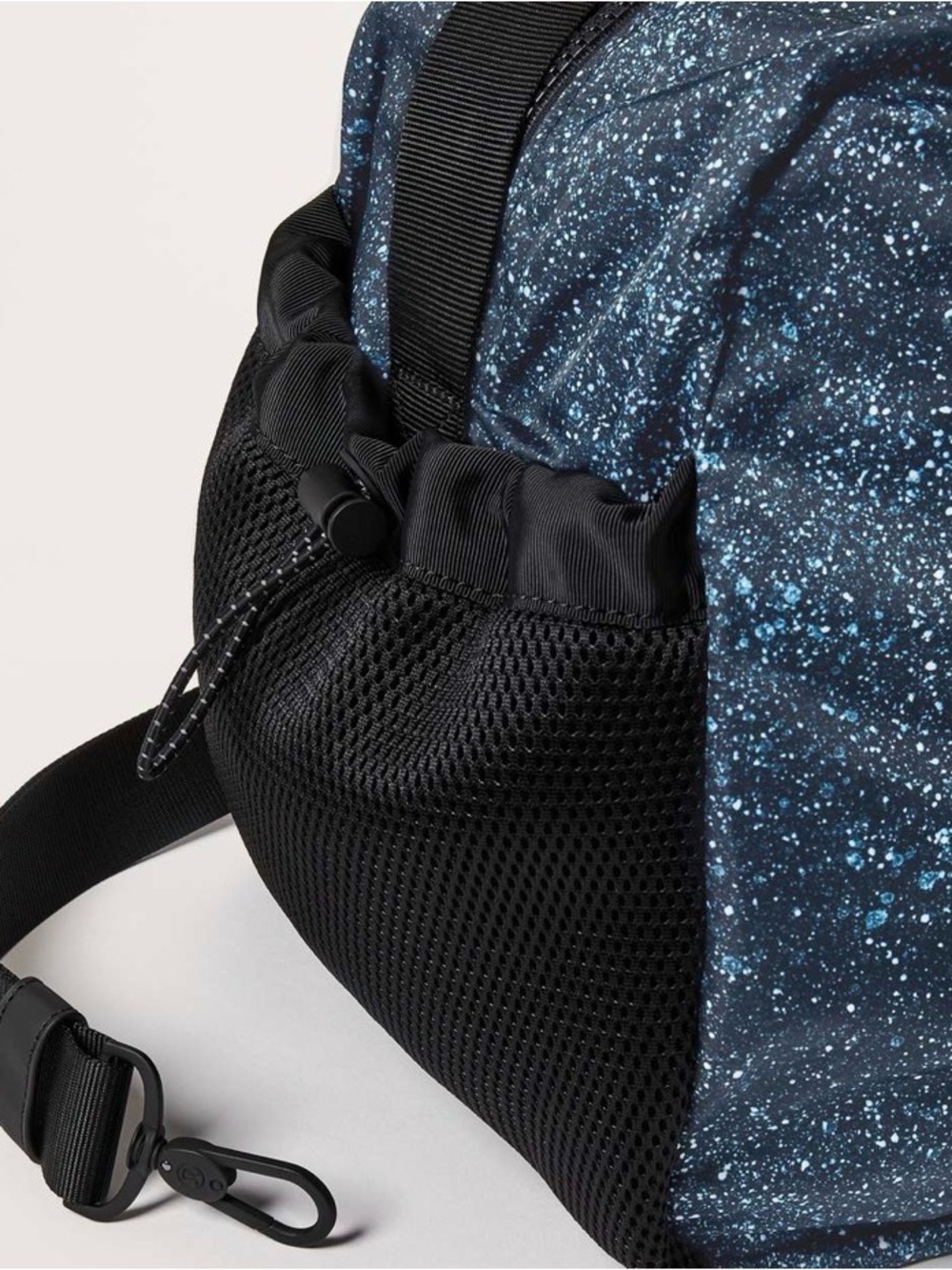 Lululemon Everywhere Duffel *27L
Mineralize Multi - Picture 6 of 10